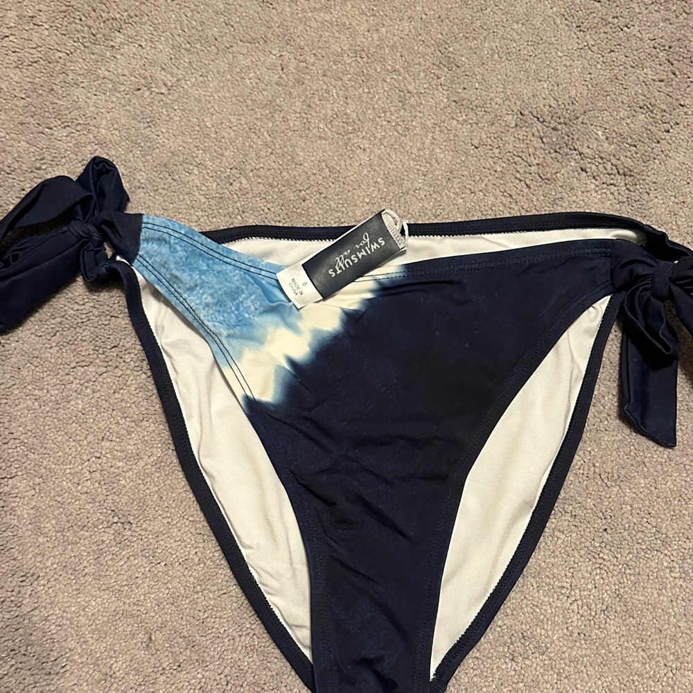 Swimsuits for All- size 8- Blue and White Tie-Dye Bikini Bottom